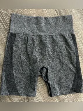 PINK Victoria's Secret Grey High-Waist Seamless Athletic Bike Shorts